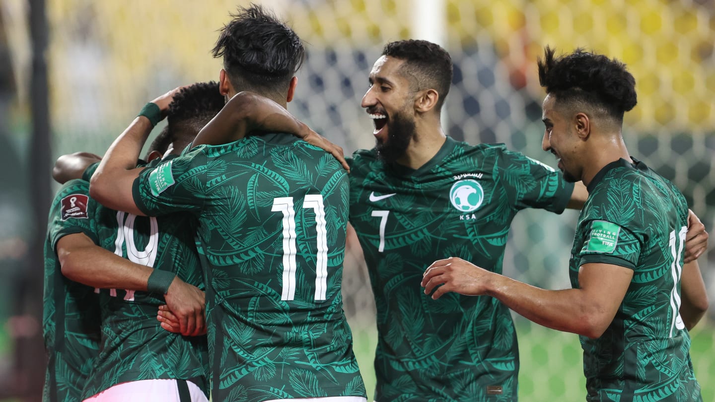 Таджикистан и саудовская аравия футбол прямой