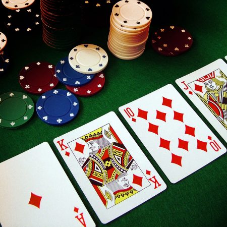 How to Play Poker: Basic Rules and Guide