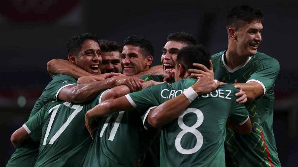 Mexico shatters Japan’s hopes of soccer bronze with a 3-1 score
