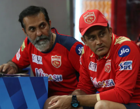 IPL 2021: Anil Kumble is accused by Punjab Kings fans for his apparent negligence on Rajasthan Royals
