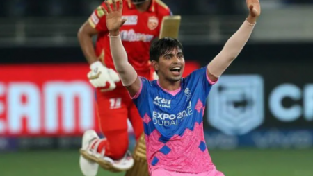 “What An Over”:   Dale Steyn, Jasprit Bumrah  praise   Kartik Tyagi for his execution against the Punjab Rulers