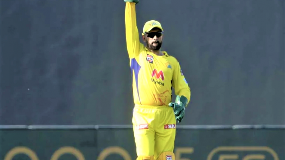 Ravindra hits 20 runs in 4 balls to the Match of CSK