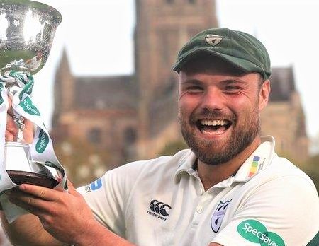 Worcestershire: Joe Leach to stand down as club captain