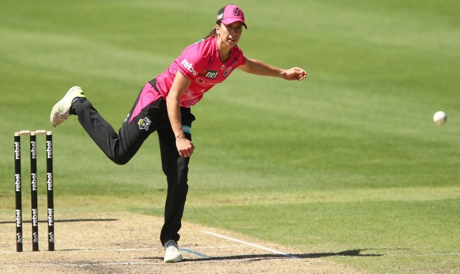 Erin Burns’ inability to join the Sydney Sixers has left the team ‘befuddled.’