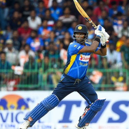 Angelo Mathews willing to return to Sri Lanka fold