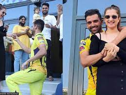 IPL 2021: After the match against Punjab Kings, Chennai Super Kings pacer Deepak Chahar proposes to his fiancée from the stands.