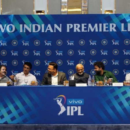 IPL 2022 player retention: List players that have been retained and released.