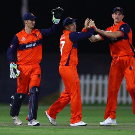 Campbell, the current Netherlands coach, predicts ten Doeschate to succeed him.