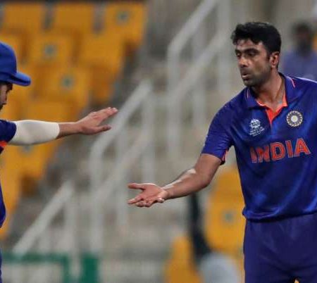 T20 World Cup: Rohit Sharma believes that having someone like R Ashwin in the squad is an advantage.