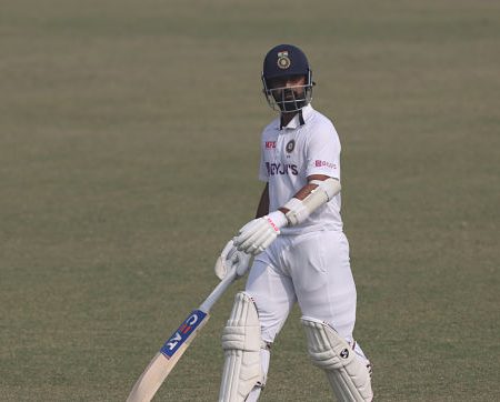 Former New Zealand cricketer Simon Doull believes Ajinkya Rahane should be concerned about his form against spin.