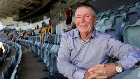 Rodney Marsh, an Australian cricket legend, suffers a heart attack.