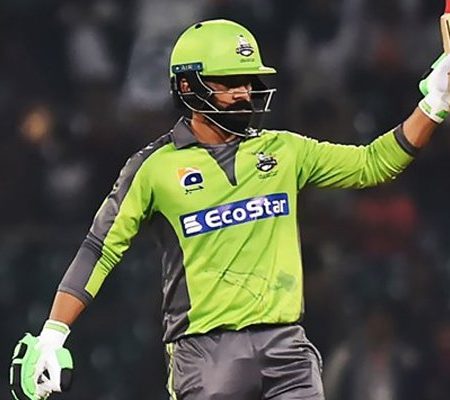 Mohammad Hafeez Reacts to Lahore Qalandars Winning the PSL League Title
