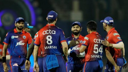 Delhi Capitals Players Placed in Isolation After Net Bowler Tests Positive For Covid