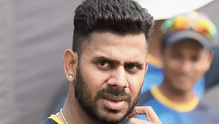 Manoj Tiwary criticizes the KKR franchise for failing to promote local talent.