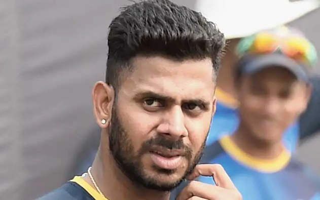 Manoj Tiwary criticizes the KKR franchise for failing to promote local talent.