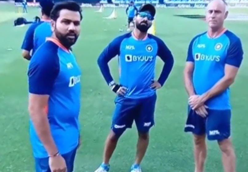 Rohit Sharma and Dinesh Karthik Play With Spider-Cam