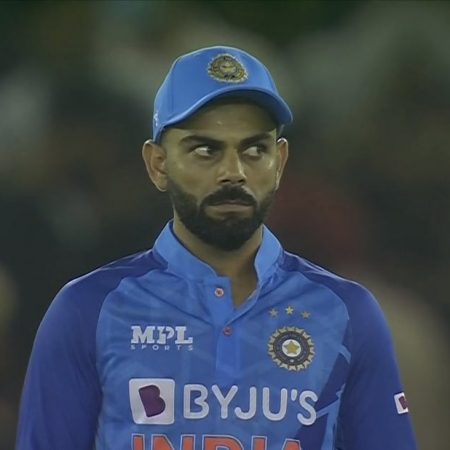 During India’s first T20I against Australia, Virat Kohli’s reaction to Umesh Yadav being hit for boundary violation became an instant meme.