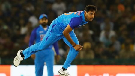 Sunil Gavaskar “Real Area Of Concern” After India Fails To Defend on 1st T20I