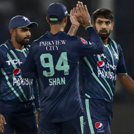 “We crash out in the first round,” says Shoaib Akhtar of Pakistan’s chances in the T20 World Cup.