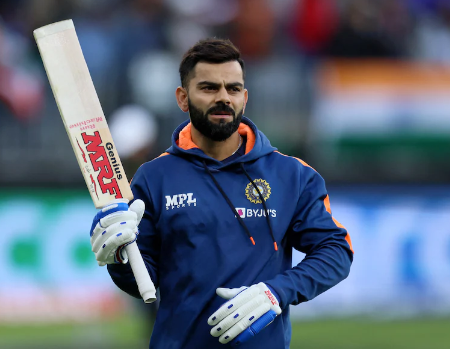 Before facing England in the T20 World Cup semifinal, Virat Kohli had a heated practice session.