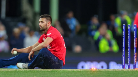 To ensure that they can go to the T20 World Cup semifinals, England will give Dawid Malan and Mark Wood as much time as possible.