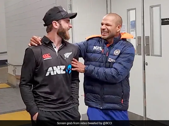 Shikhar Dhawan’s Conversation With Kane Williamson Ahead Of India-New Zealand ODI Series First Match