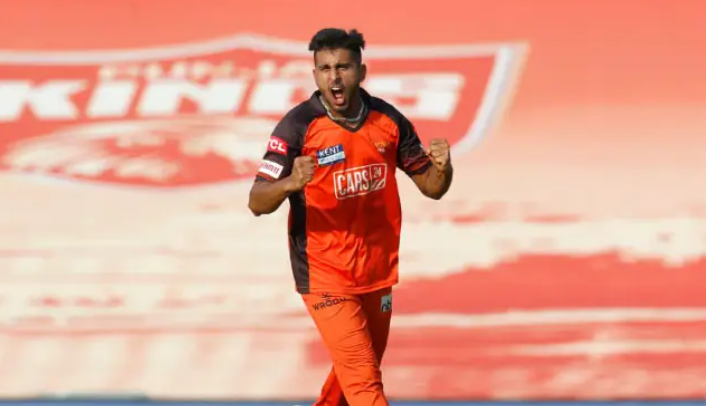RP Singh wants the SRH pacer to emulate Dale Steyn’s career. – ‘If he can swing the ball like Dale Steyn’