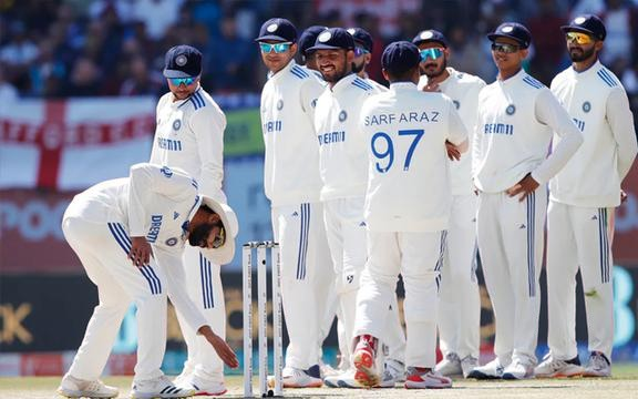 India reclaim top spot in ICC Test rankings after thrashing England